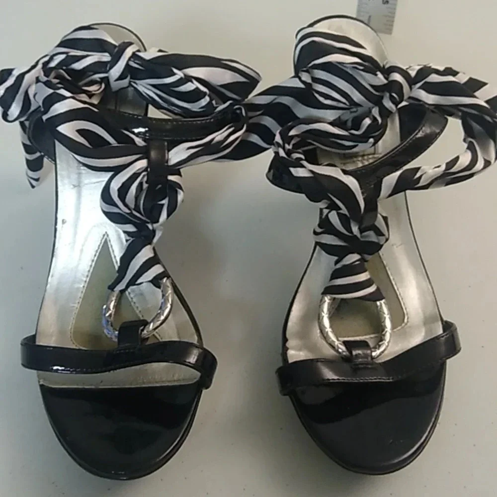 Touch Ups Black patent, ankle bow tie, silver, front platform heeled shoe